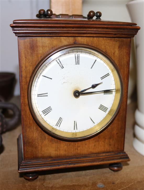 Mantel clock
